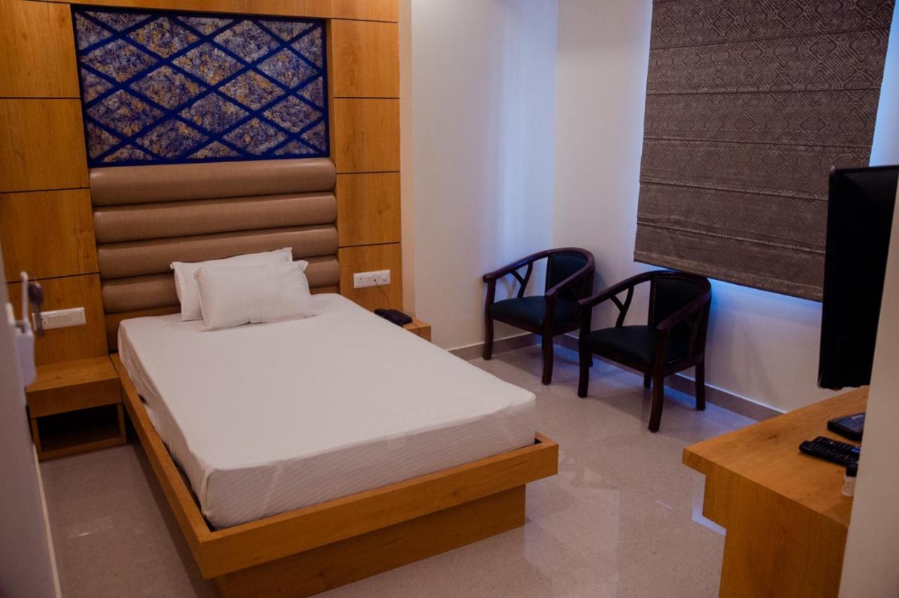 Hotel Grand Lotus Dimapur Luaran gambar